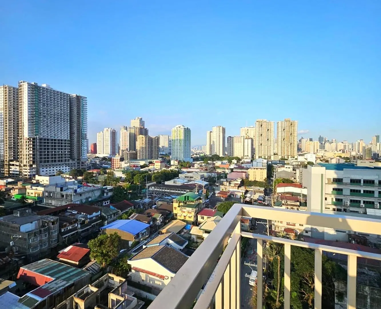 2 Bedroom Condo Apartment Near Picc, Ccp, Wtc & Star City At Coast Residences, Pasay City Manila