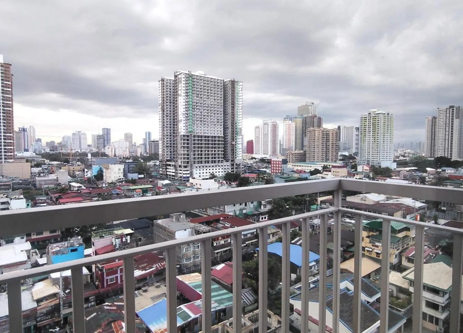 2 Bedroom Condo Apartment Near Picc, Ccp, Wtc & Star City At Coast Residences, Pasay City مانيلا